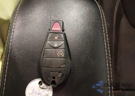 2015 Jeep Cherokee Latitude z USA, uszkodzony, nr VIN 1C4PJMCS2FW702763